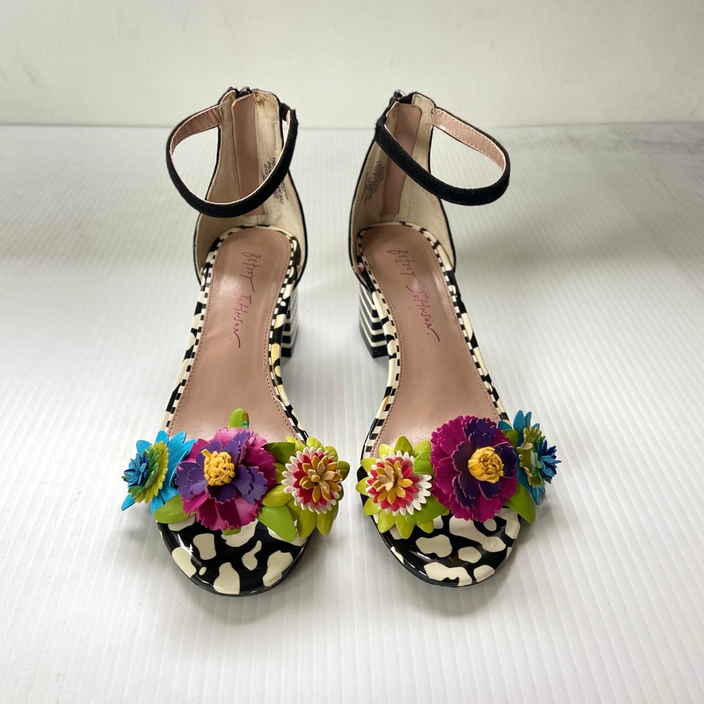 Betsey Johnson Indy 3D Floral Heeled Sandals Womens 5.5